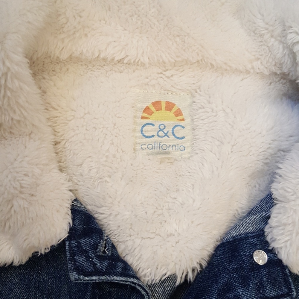 C&C California Faux Shearling Collar Denim Jacket - Picture 5 of 7